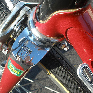 1984 Lotus Unique Chrome Fork Crown 1984 Lotus Unique Chrome Fork Crown