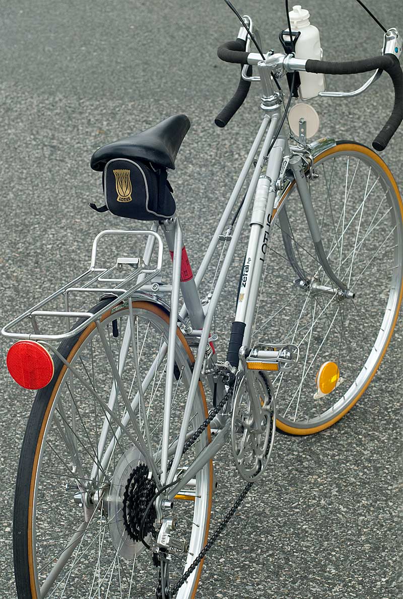 Rear View 1981 Excelle Mixte Rear View 1981 Excelle Mixte